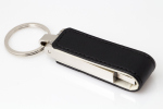 Черная USB флешка с магнитом